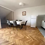 Ana Apartman *