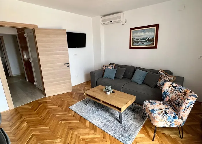 Ana Apartment